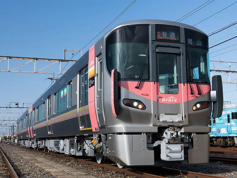 西日本旅客鉄道227系